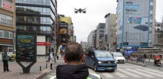Kadıköy'de Yaya Geçidinde Sürücülere Drone Destekli Denetim