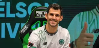 Konyaspor, Nelson Oliveira ile yollarını ayırdı