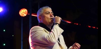 Cengiz Kurtoğlu Kırklareli'de Cumhur İttifakı Buluşması'nda Konser Verdi