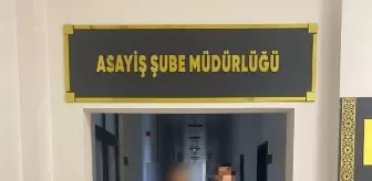 Kocaeli'de Sosyal Medya Üzerinden Müstehcen Yayın Yapan Kadın Gözaltına Alındı