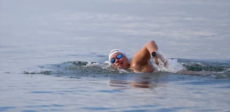 Çanakkaleli Yüzücü Melisa Uluarslan, Manş Denizi'ni Geçmeyi Hedefliyor