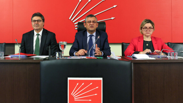 CHP, 209 belediye başkan adayını daha belirledi! Antalya'da Muhittin Böcek, Diyarbakır'da Cafer Pekdemir aday