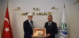 Batı Trakya Türk Azınlığı Danışma Kurulu Başkanı ve Gümülcine Seçilmiş Müftüsü İbrahim Şerif Edirne Valisi Yunus Sezer'i ziyaret etti