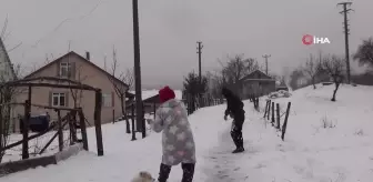 Sakarya'nın Hendek ilçesinde kar kalınlığı 45 santimetreye ulaştı