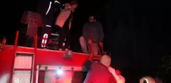 Antalya'da Mahsur Kalan 6 Kişi Yangından Kurtarıldı