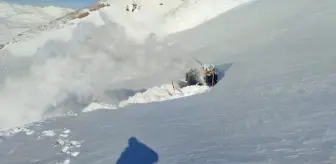 Van'da İran sınırındaki yerleşim yerlerinin yolu açılıyor