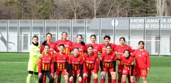 Kayseri Kadın FK, Sakarya Kadın FK'yı 3-0 mağlup etti