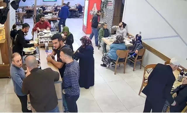 Yediği dönerin hesabını ödemeyen kaymakam Erzurum'a atandı Yediği dönerin hesabını ödemeyen kaymakam Erzurum'a atandı