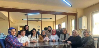 İnsanlık İçin Elden Ele Derneği, Ak Parti Zonguldak İl Kadın Kolları Yönetimini ve Zonguldak Belediye Başkanı Ömer Selim Alan'ın eşi Ceyda Alan'ı misafir etti