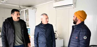 Yeşilyurt Belediye Başkanı Mehmet Çınar, Depremzedelerin Taleplerini Dinledi