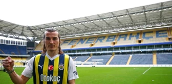Fenerbahçe, Çağlar Söyüncü'nün lisansını çıkardı