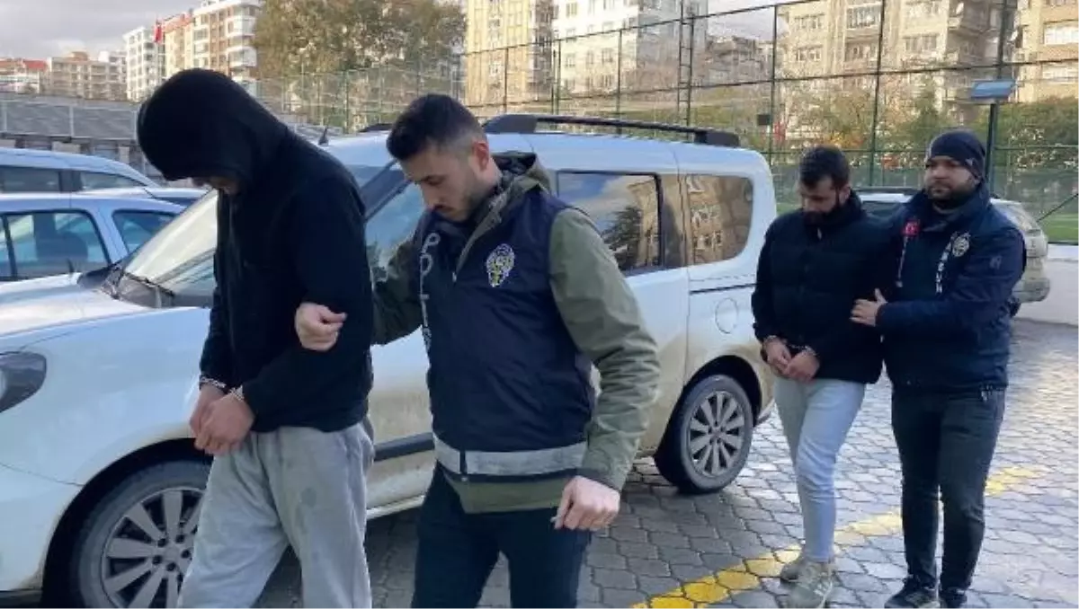 Samsun'da Otomobile Pompalı Tüfekle Saldırı: 1 Yaralı