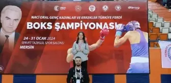 Mardinli Boksör Sezen Sude Karaboğa Türkiye Ferdi Boks Şampiyonası'nda üçüncü oldu