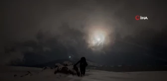 Süphan Dağı'na tırmanan dağcıların yüzü buz tuttu