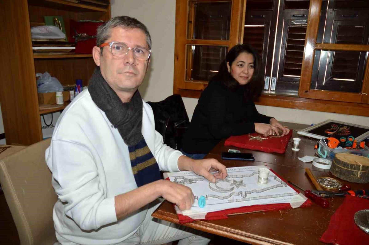 Engelli Sanatçı Adnan Turhan, Engeline Rağmen Hayata Tutunuyor