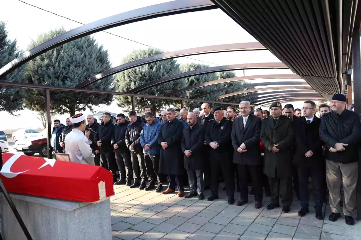 Kıbrıs Gazisi Hasan Demirtaş Şahitlik Camiinde Son Yolculuğuna Uğurlandı