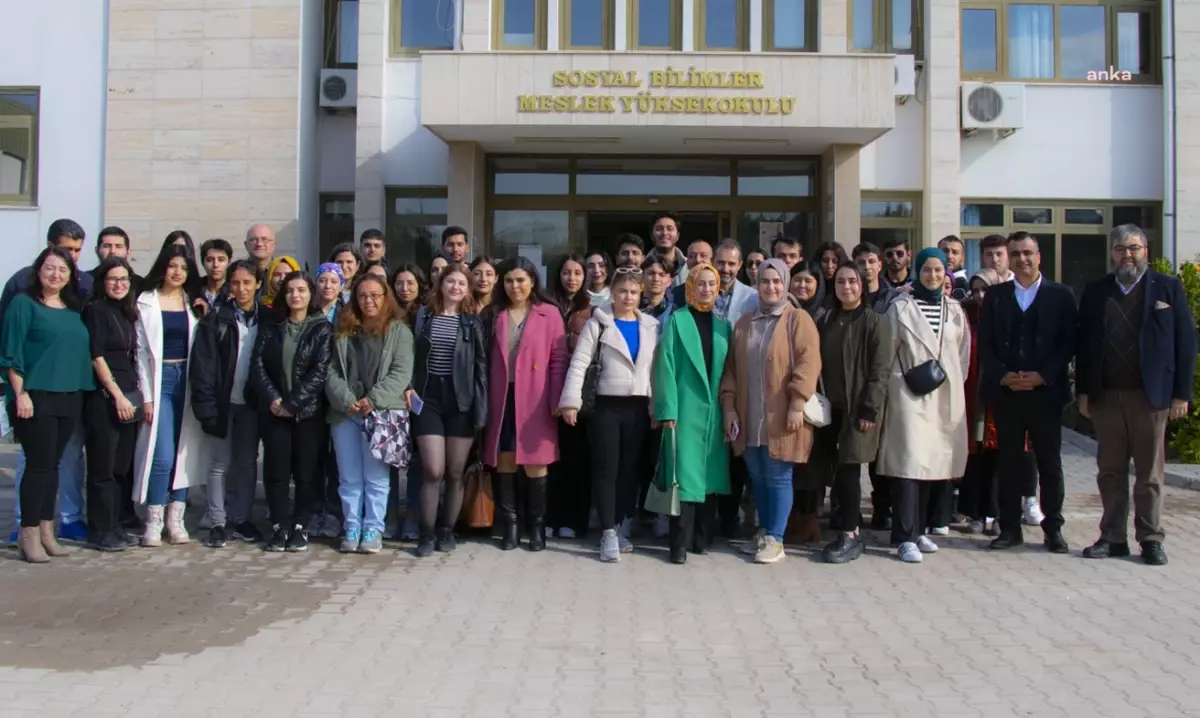 Mersin Büyükşehir Belediyesi Gençleri Turizm Sektöründe İstihdam Ediyor