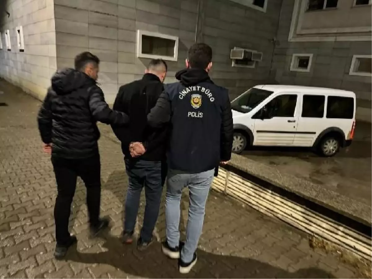 Samsun'da Otomobile Açılan Ateşte 1 Kişi Yaralandı
