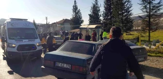 Zonguldak'ta Tofaş Otomobil Kazası: 3 Kişi Yaralandı