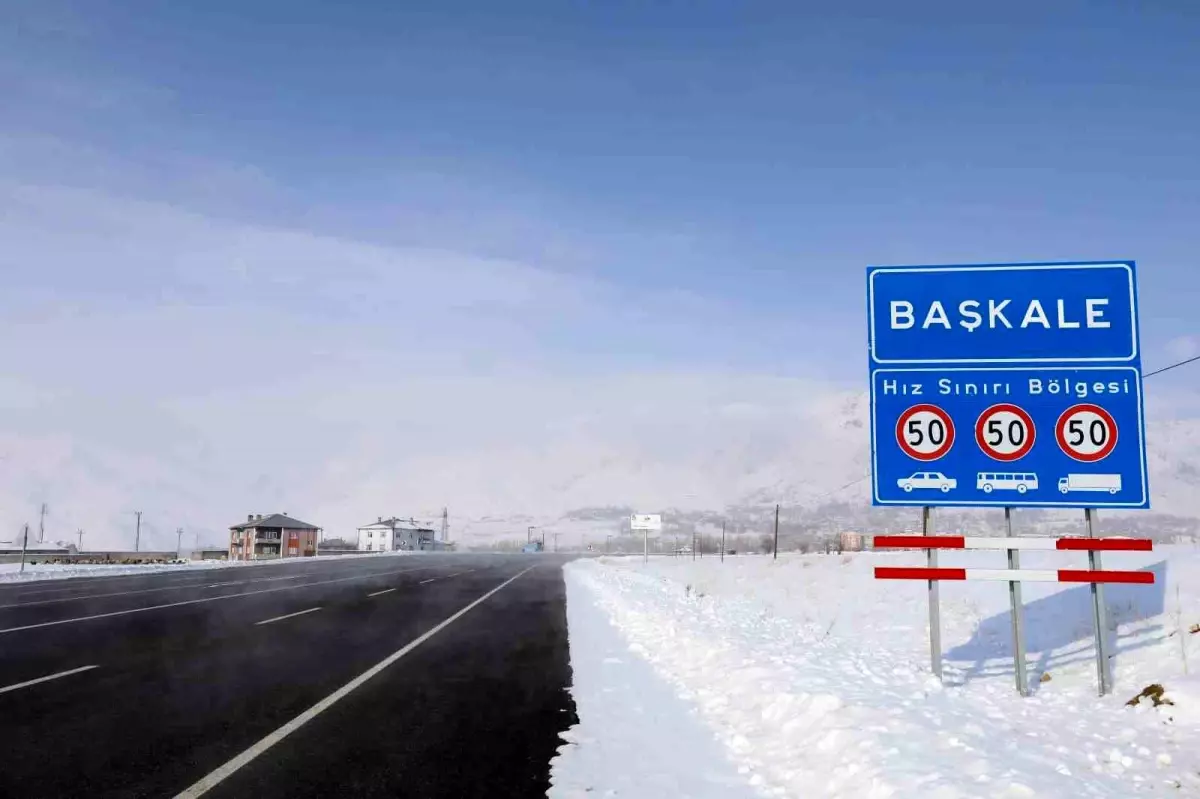 İran Cumhurbaşkanı Reisi'nin Türkiye ziyareti sonrası Gelincik Sınır Kapısı heyecanı