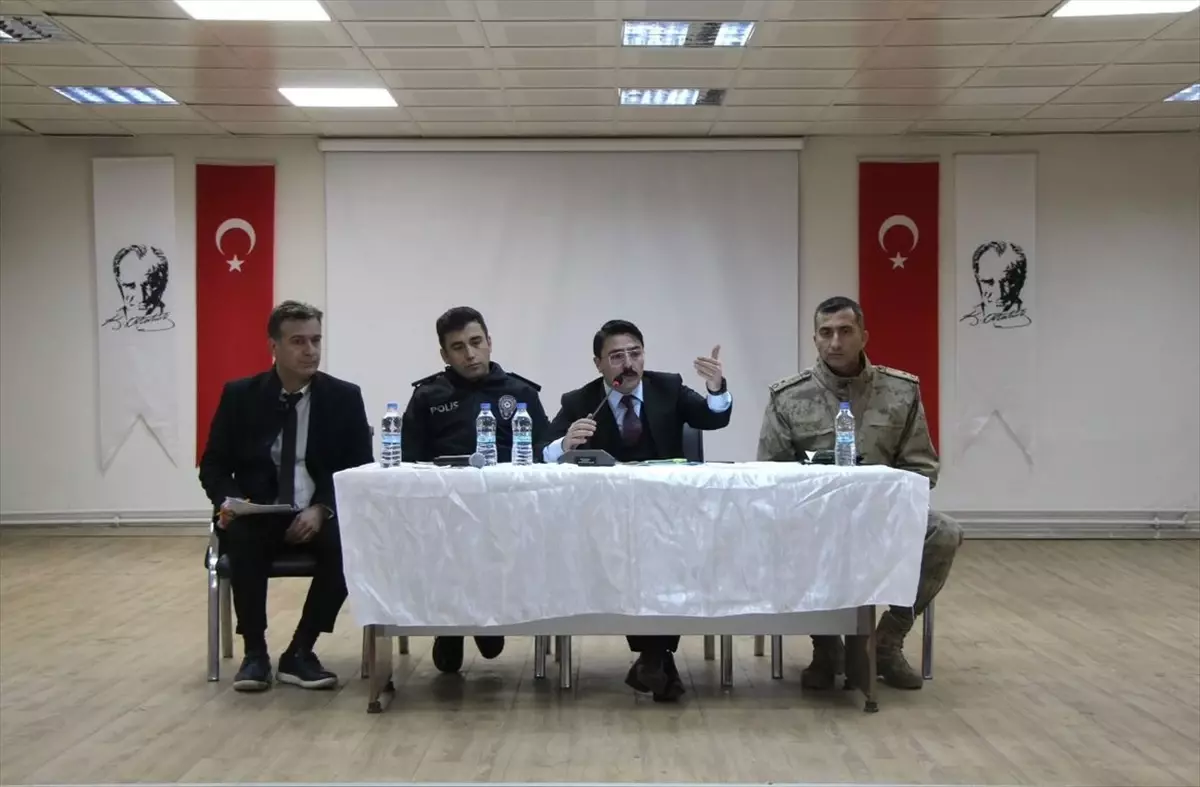 Beşiri'de Taşımalı Eğitim ve Okul Güvenliği Toplantısı Gerçekleştirildi