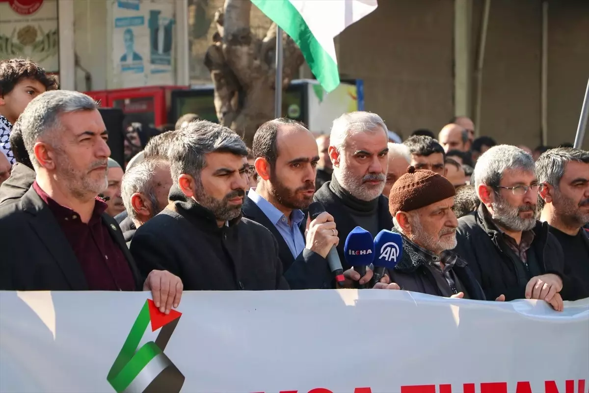 Diyarbakır, Şırnak ve Mardin'de İsrail'in Gazze'ye yönelik saldırılarına tepki gösterildi