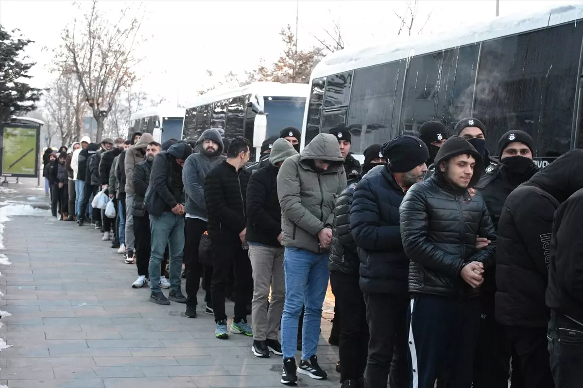 Erzurum merkezli operasyonda 65 zanlı tutuklandı