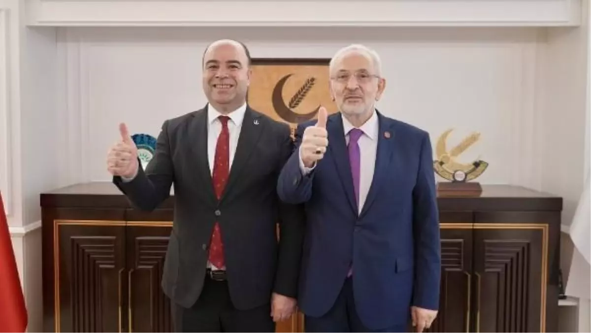 Eski AK Parti Şanlıurfa Büyükşehir Belediye Başkanı Nihat Çiftçi Yeniden Refah Partisi'ne katıldı