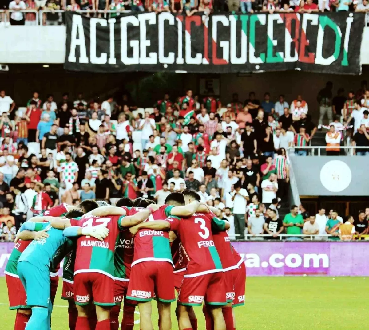 Karşıyaka, Pazarspor'u konuk edecek