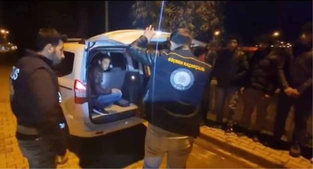 Osmaniye'de 12 kaçak göçmen yakalandı