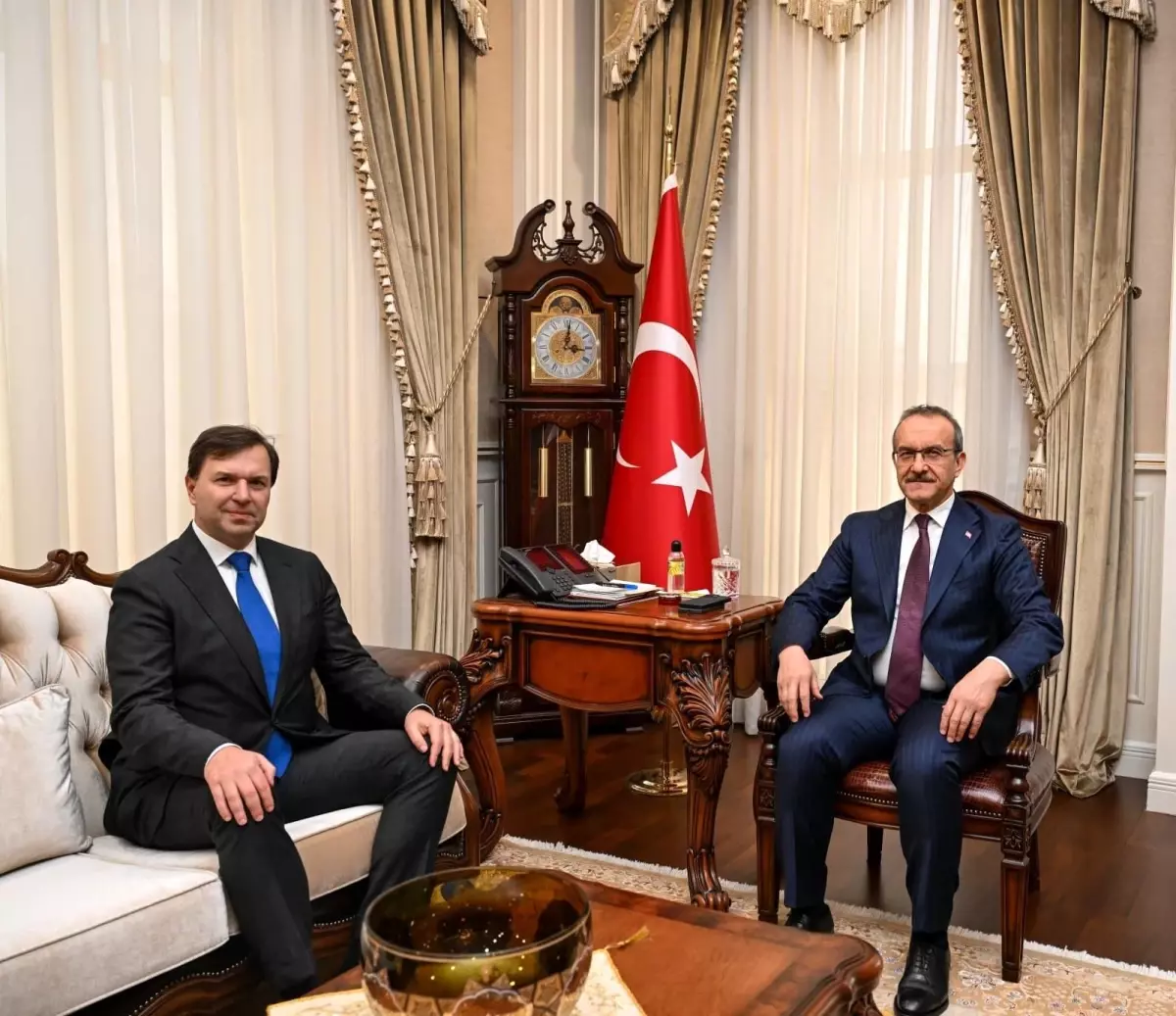 P&G Türkiye Genel Müdürü Vali Yavuz'u ziyaret etti