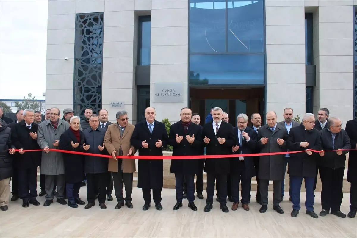Tekirdağ'da Yünsa tarafından yaptırılan Hz. İlyas Camisi ibadete açıldı