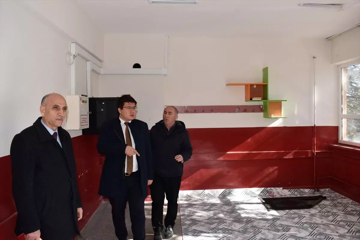Tokat'ın Yeşilyurt ilçesinde okulların ikinci dönem hazırlıkları incelendi