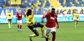 Ankaragücü ile Sivasspor Arasındaki Maçın İlk Yarısı Golsüz Sonuçlandı