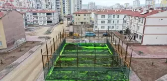 Kocasinan Belediyesi Turgutreis Mahallesinde Halı Saha İnşa Etti