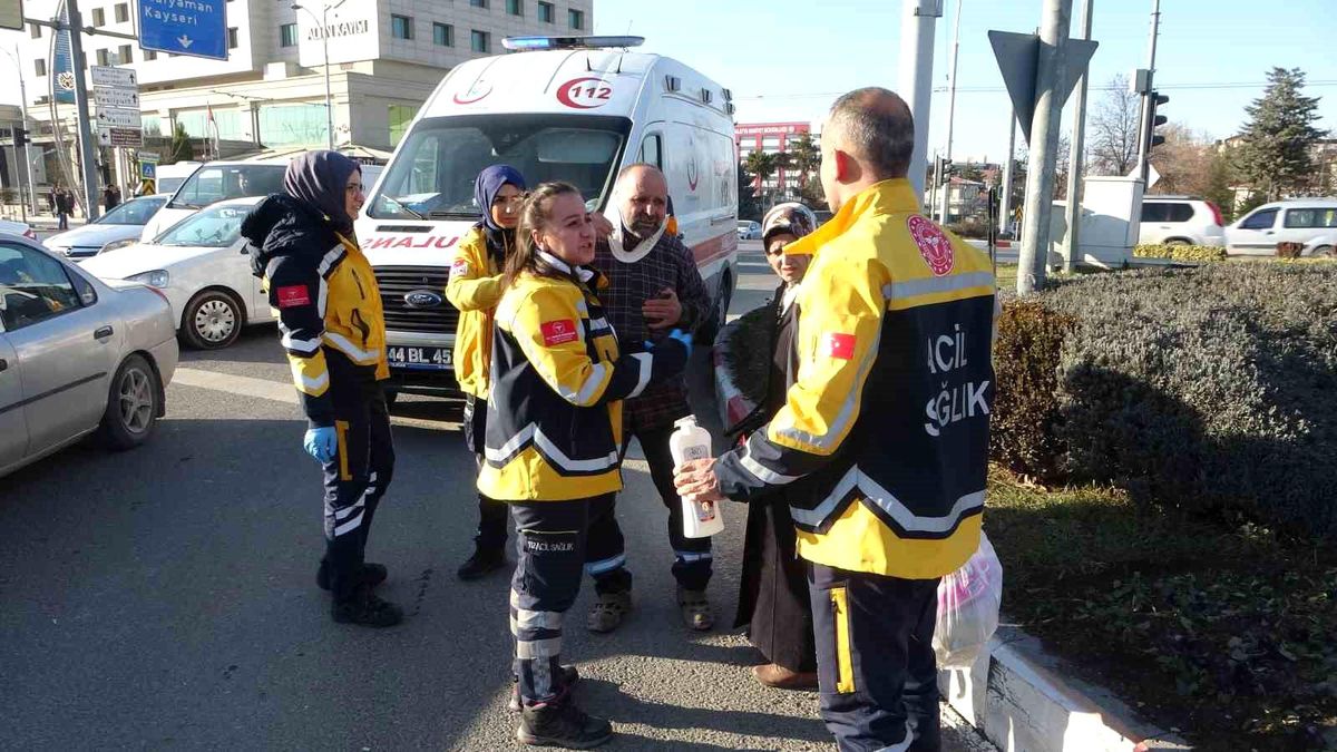 Malatya'da Yeni Aldığı Araçla Kaza Yapan Tır Sürücüsü