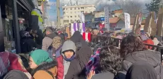 Ucuz eşya izdihamı! Vatandaşlar adeta birbirlerini ezdiler