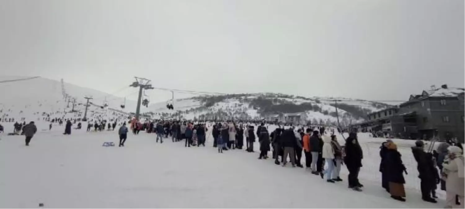Samsun'daki Akdağ Kayak Merkezi Sömestir Tatilinde Ziyaretçi Akınına Uğradı