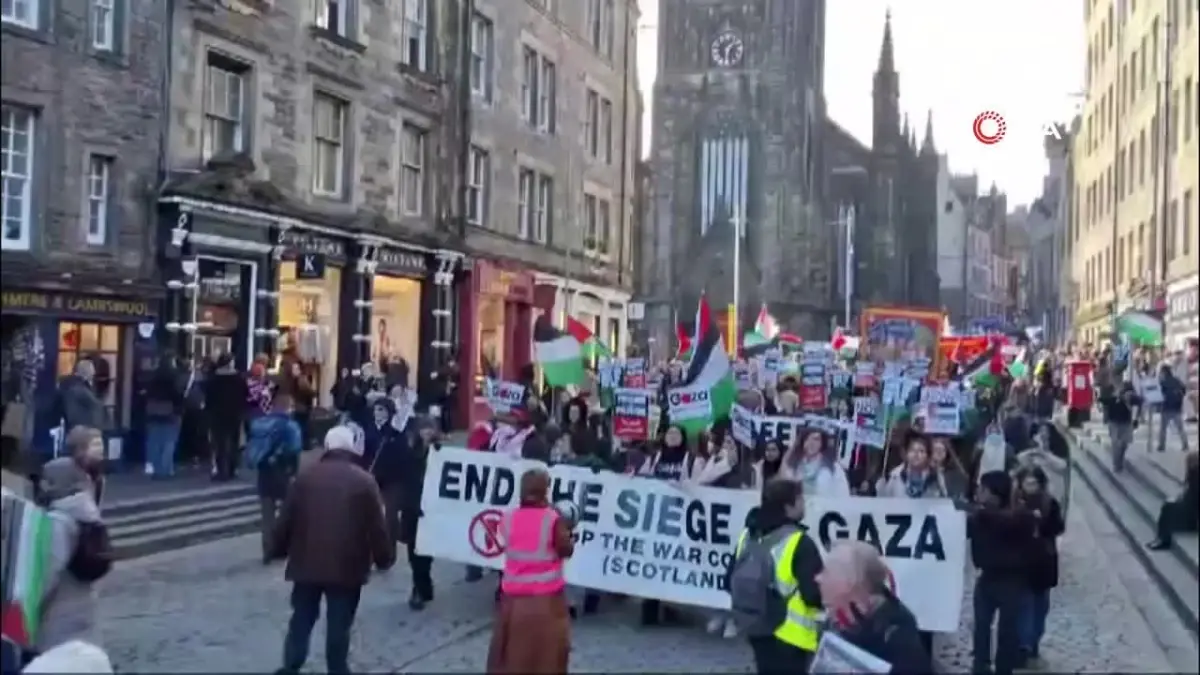 İskoçya'da binler Filistin'e destek yürüyüşü düzenledi
