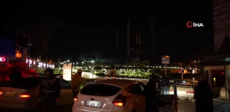 Edirne'de alkolü sürücülere ceza yağdı: Cam filmlerini elleriyle söktüler