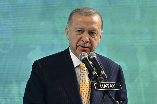 CHP lideri Özel'den Erdoğan'ın, 'Hatay garip kaldı' sözlerine sert tepki: Depremzedeye tehdit olur mu?