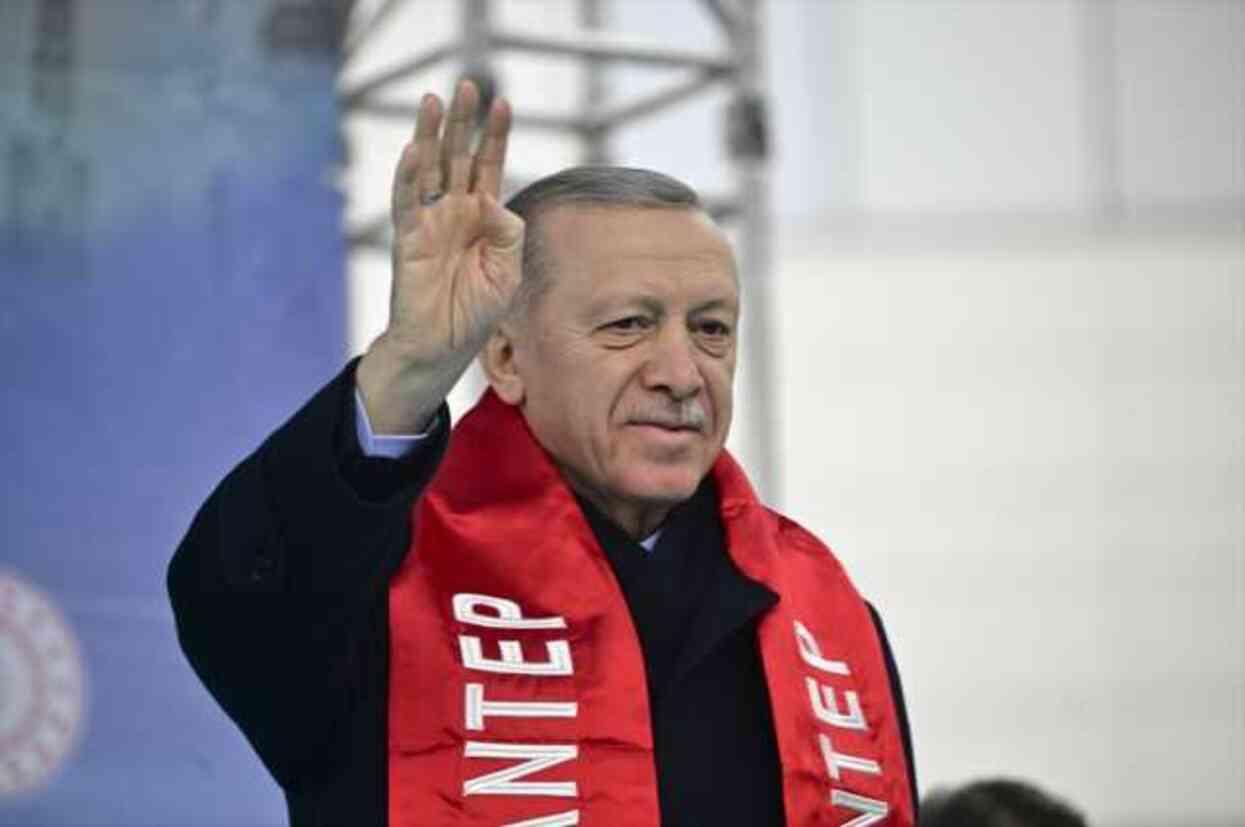 Cumhurbaşkanı Erdoğan: Deprem şehirlerimizi ayağa kaldırana kadar durup dinlenmeyeceğiz Cumhurbaşkanı Erdoğan: Deprem şehirlerimizi ayağa kaldırana kadar durup dinlenmeyeceğiz