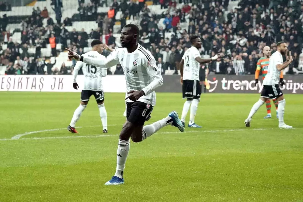 Beşiktaş'ın Omar Colley Trabzonspor maçında forma giyemeyecek