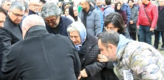 İstanbul Boğazı'nda hayatını kaybeden kaptan için veda töreni düzenlendi