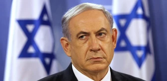 Netanyahu İsrail askerleriyle buluştu: Üzerinde iki kelime olan bir şapka aldım