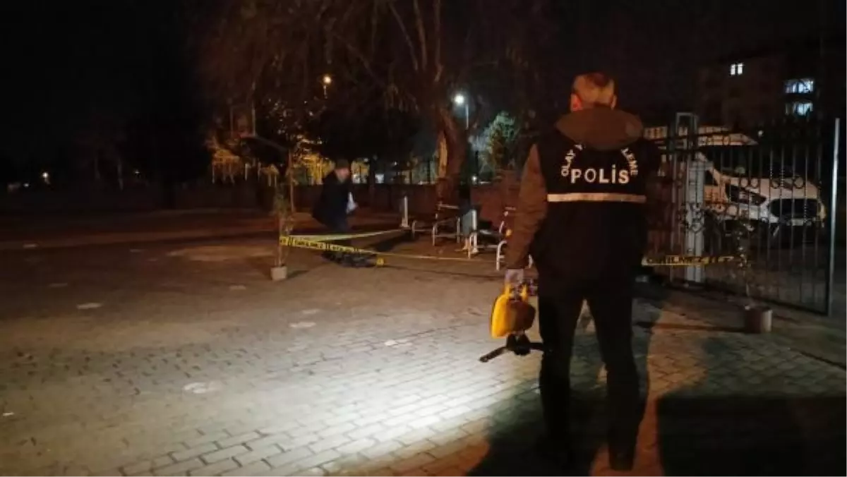 Kocaeli'de bir ilkokul velisine saldırı: Ağır yaralı