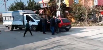 Adana'da Otomobil ile Kamyonet Çarpıştı: Bir Kişi Yaralandı