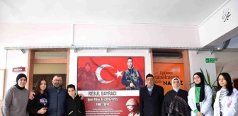 Şehit Resul Bayraci'nin ailesi oğullarının isminin verildiği okulu ziyaret etti