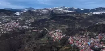 Tokat'ta heyelan sonrası köy ikiye ayrıldı