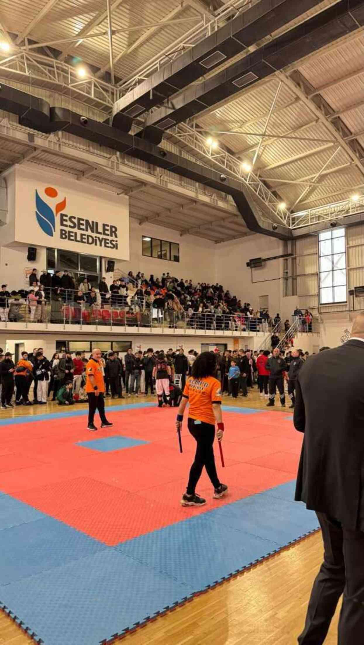 Türkiye Kempo Şampiyonası'nın heyecan verici açılışı İstanbul'da gerçekleşti Türkiye Kempo Şampiyonası'nın heyecan verici açılışı İstanbul'da gerçekleşti